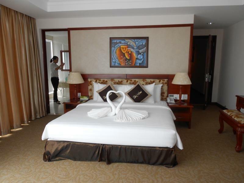 Ttc Hotel - Tan Binh Ho Chi Minh City Exterior photo