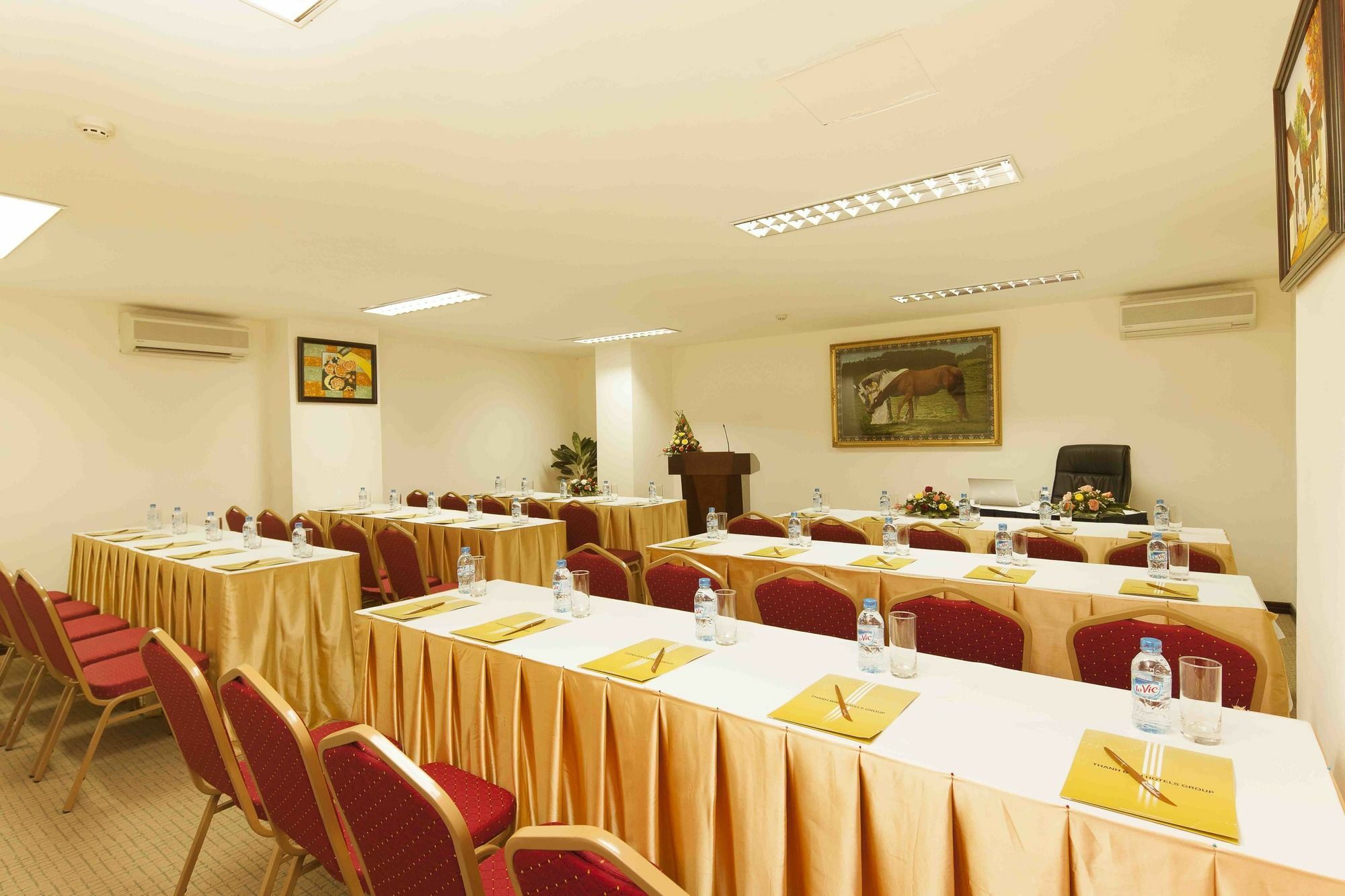 Ttc Hotel - Tan Binh Ho Chi Minh City Exterior photo