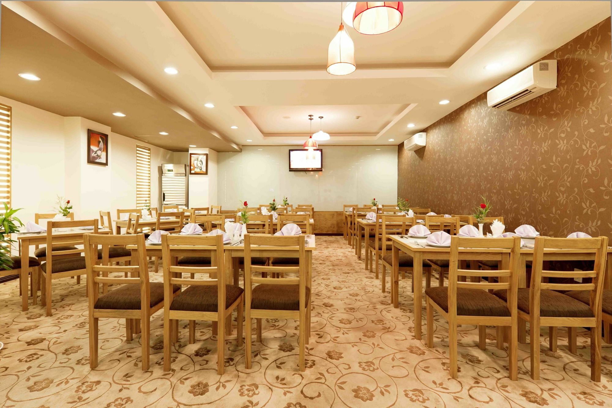 Ttc Hotel - Tan Binh Ho Chi Minh City Exterior photo