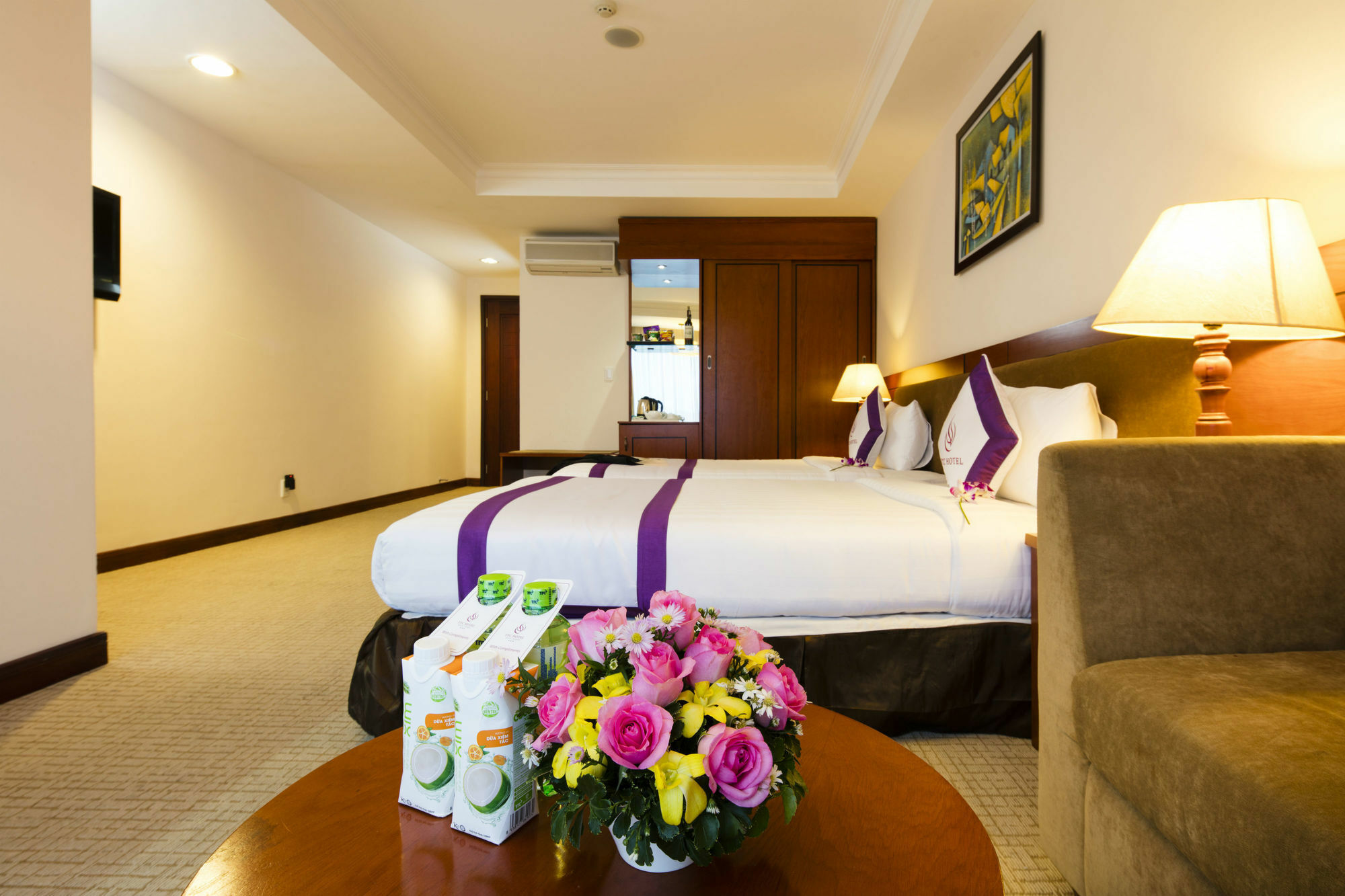 Ttc Hotel - Tan Binh Ho Chi Minh City Exterior photo