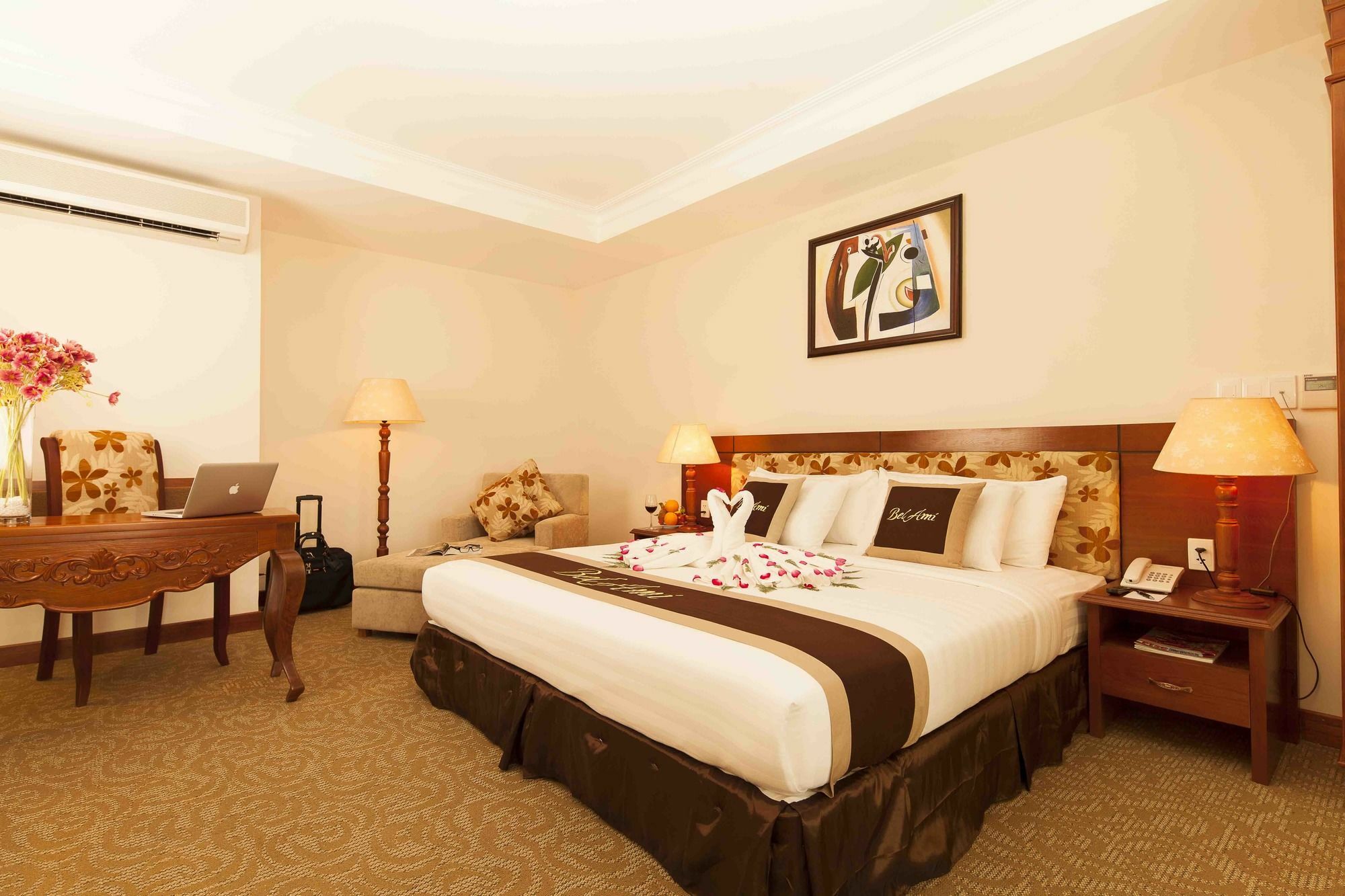 Ttc Hotel - Tan Binh Ho Chi Minh City Exterior photo